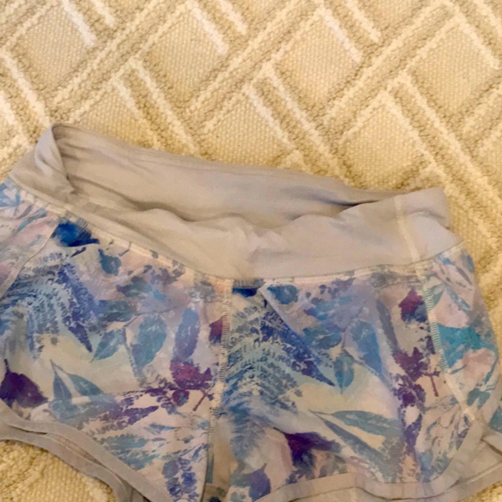Ivivva lululemon shorts, RARE